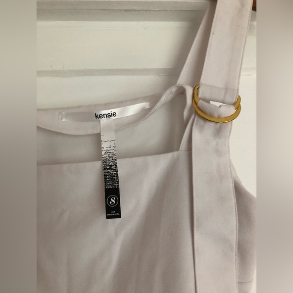 Kenzie top size small - adjustable straps - metallic detail unique, cute, glam - Picture 7 of 11